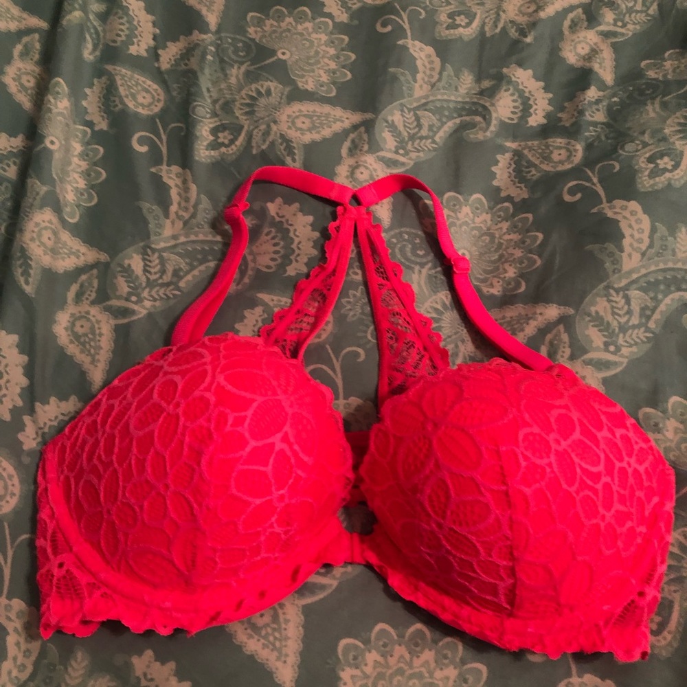 Pink Victoria Secret plunge bra